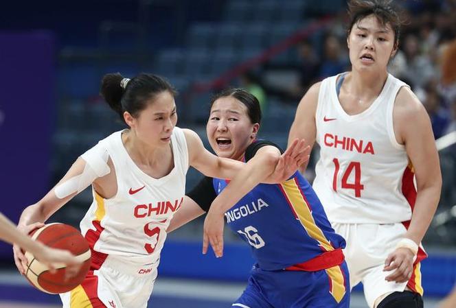 中国男篮vs 印尼女篮