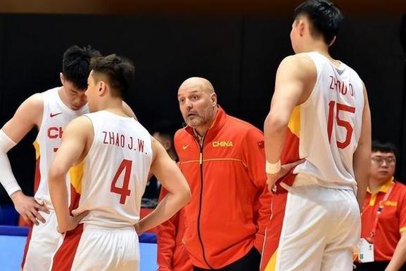 中国篮球vs佛得角直播