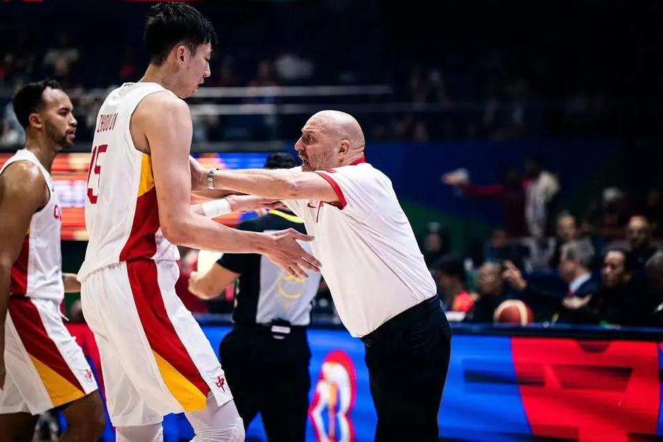 菲律宾男篮vs中国主教练辞职的相关图片
